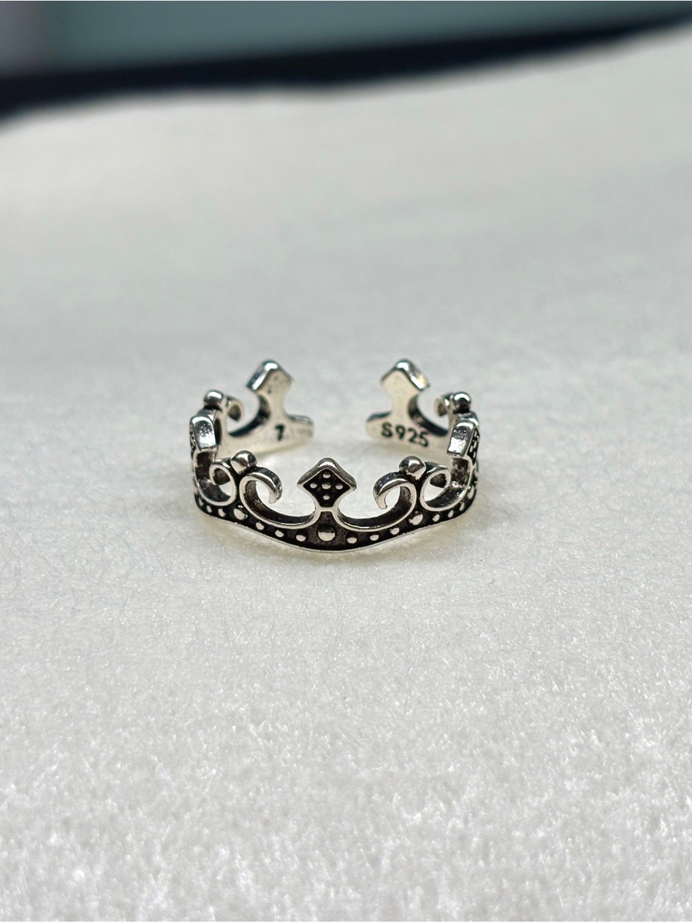 Crown Band Ring